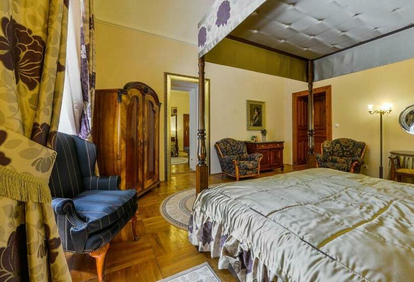 بنسيون Prónay Kastély