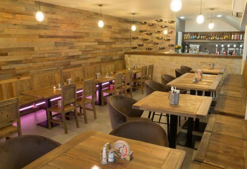 펜션 Restaurace Apartmány Bobule