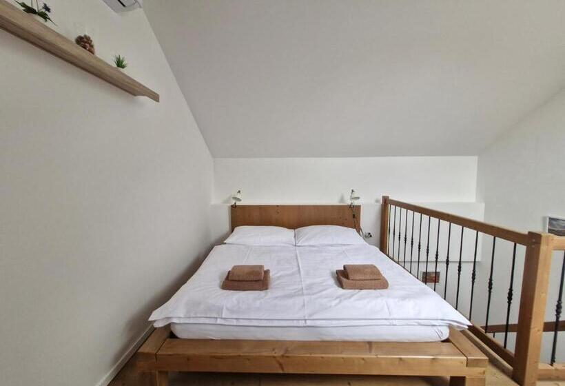 펜션 Restaurace Apartmány Bobule