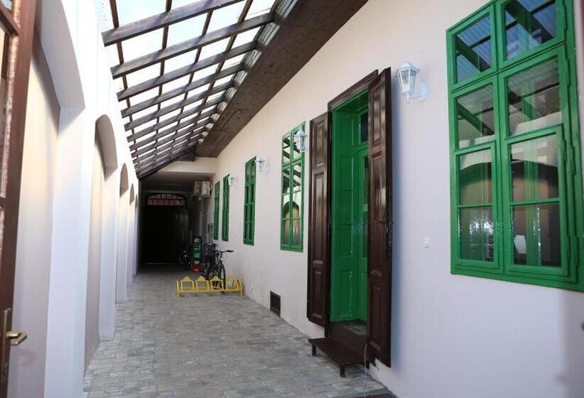 بنسيون Rooms With A Parking Space Osijek, Slavonija   15994