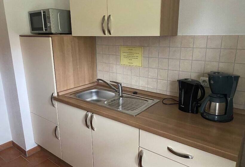 بنسيون Zum Kramerwirt