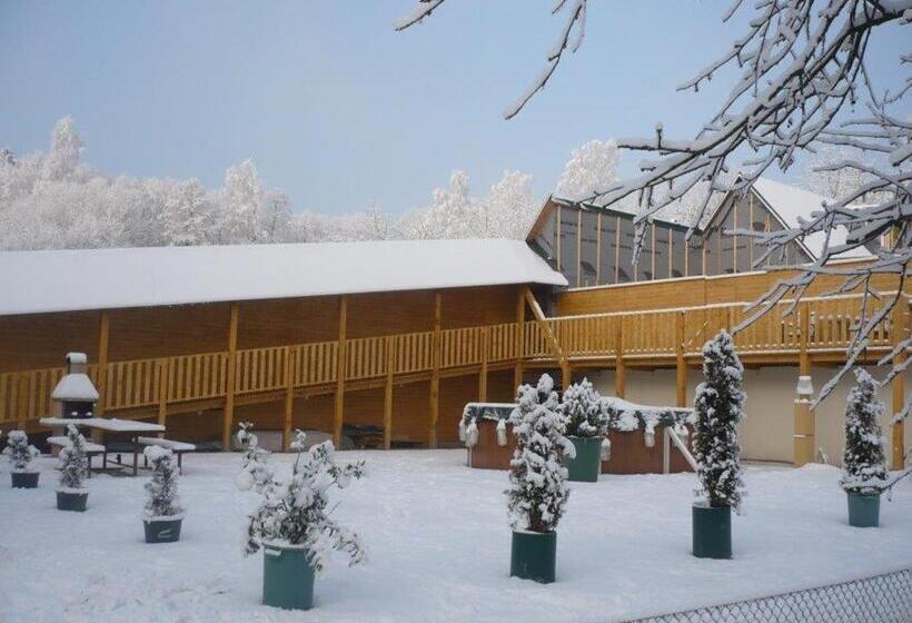 אתר נופש Chaty Pod Sokolím Hřbetem