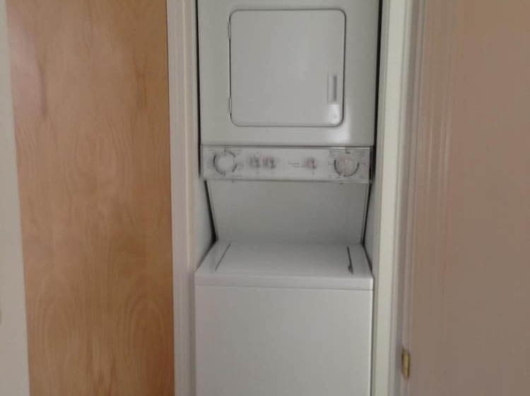 فندق على الطريق Lakeside Stays