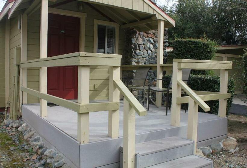 Wonder Valley Ranch Resort