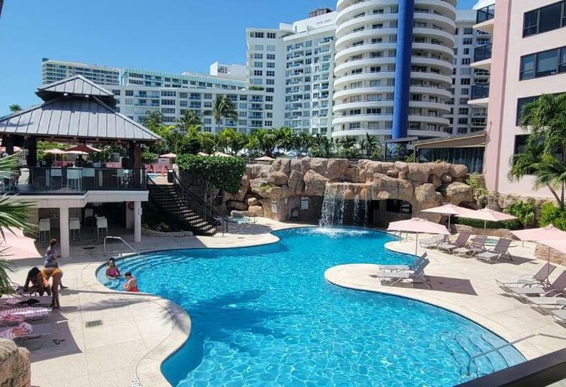 2 Bedroom 2 Bath Beachfront Condo On Miami Beach Millionaire Row