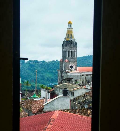 הוסטל Posada El Volador