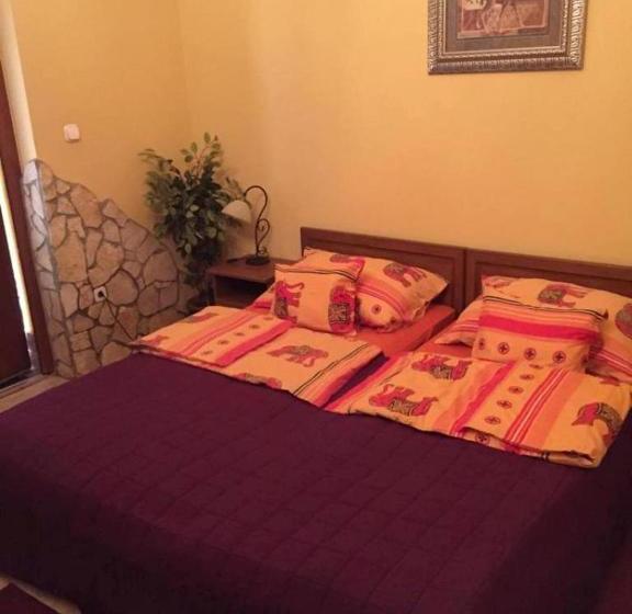 Пансион Arany Elefánt Szálláshely