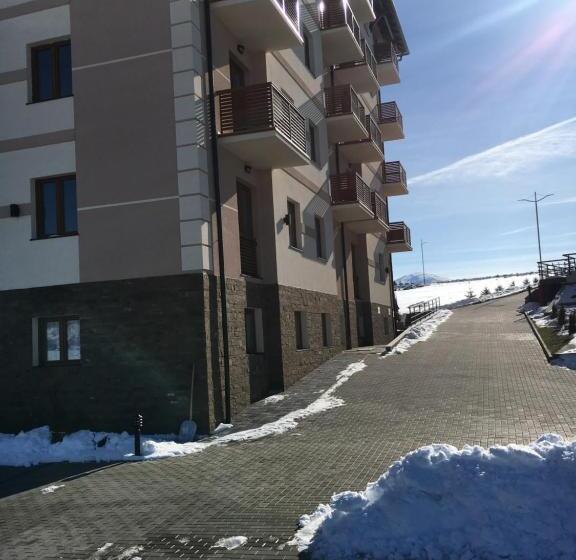 تختخواب و صبحانه Sunset Zlatibor Hills