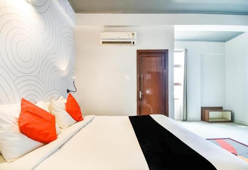 Fabhotel Shekhawati Palace