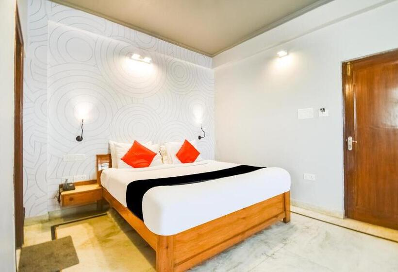 Fabhotel Shekhawati Palace