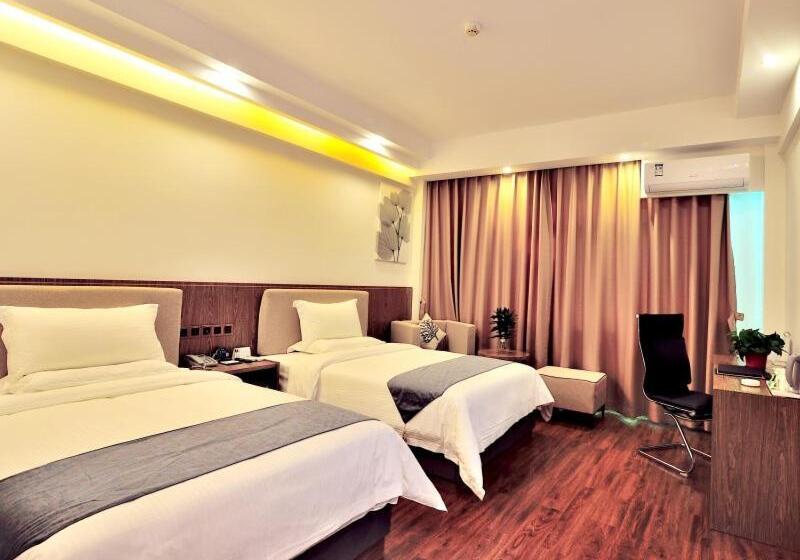 فندق Greentree Inn Dongfang City Dongfang Avenue High Speed Railway Station Express