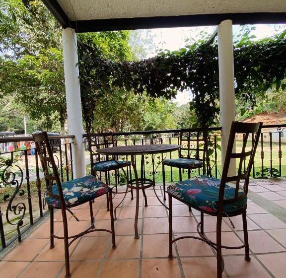 هتل La Cima Barichara