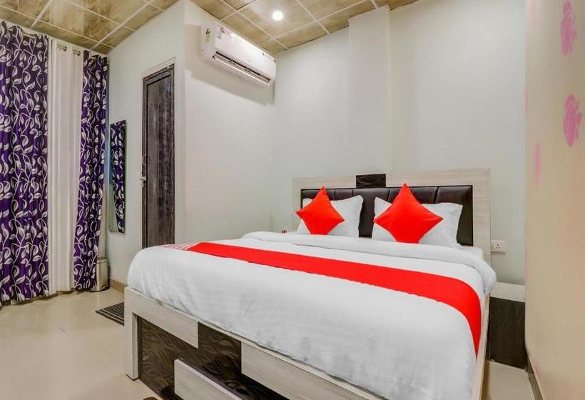 Hotel Oyo 40062 Vishesh Resort