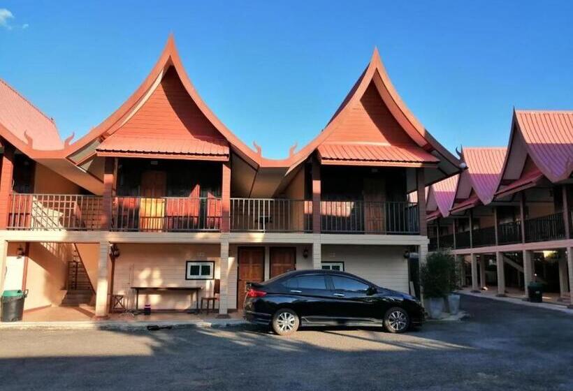 호텔 Oyo 874 Wong Ruean Thai Resort