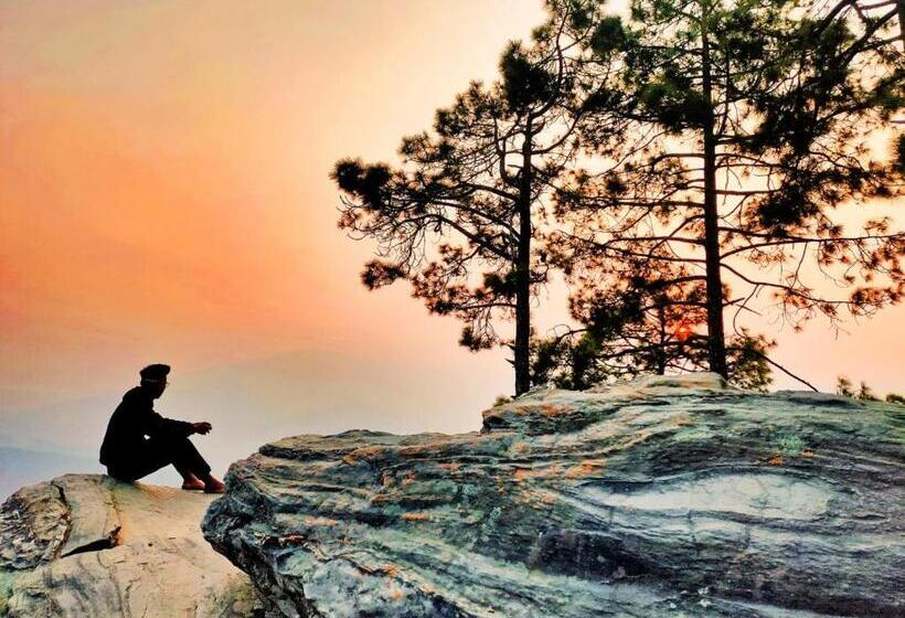בית מלון כפרי Rudra Himalayan Retreat