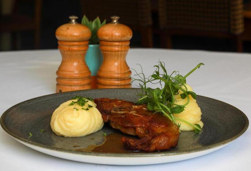 ホテル The Blue Bell Inn