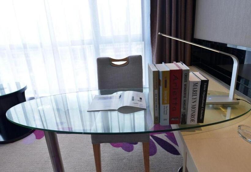 Lavande Hotel Qingyuan Sports Park Municipal Government