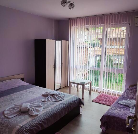 پانسیون Apartment Daiv