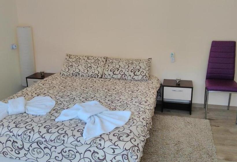 پانسیون Apartment Daiv