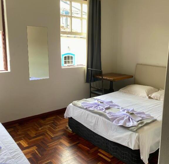 פנסיון Casa Do Alferes