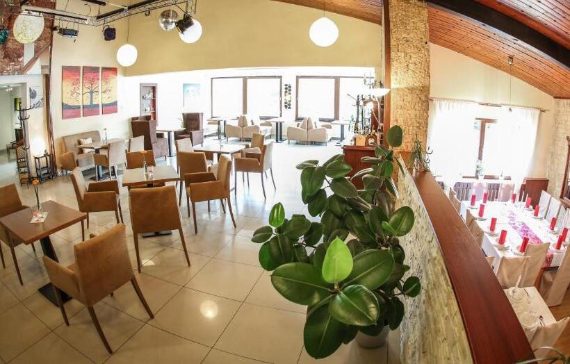 펜션 Penzión Artin