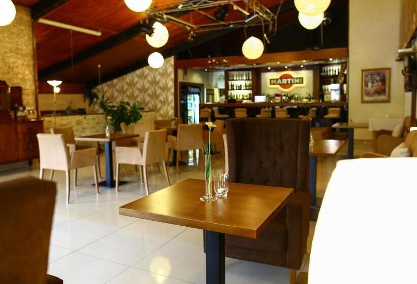 펜션 Penzión Artin