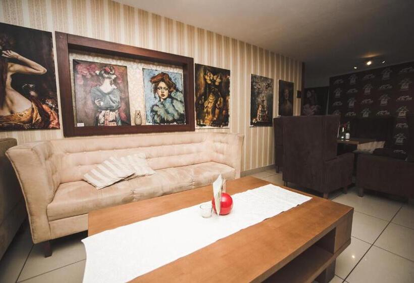 펜션 Penzión Artin