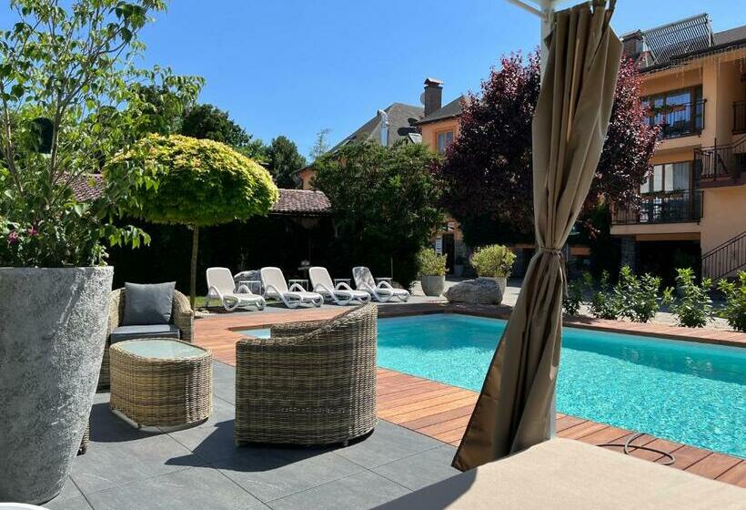 بنسيون Penzion Trattoria