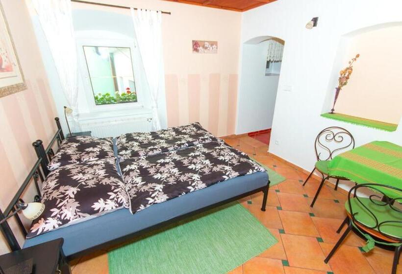 ペンション Penzion U Pešků