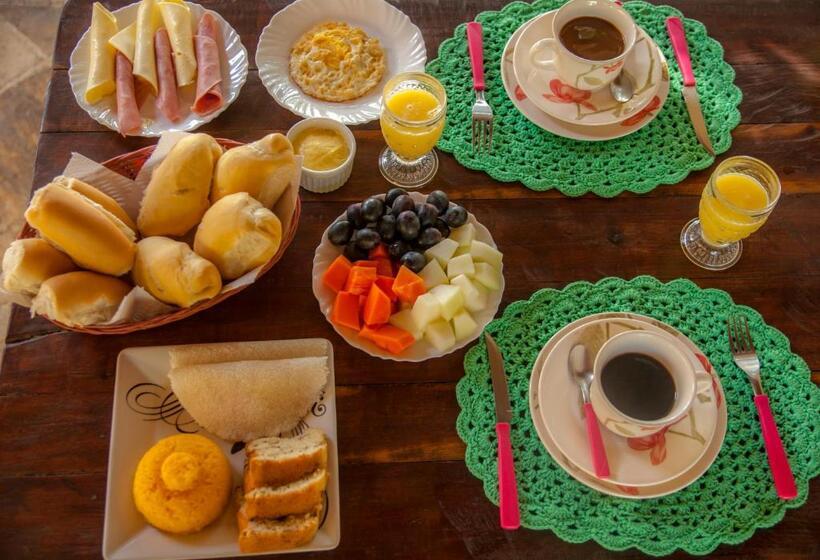 ペンション Pousada Flambaião