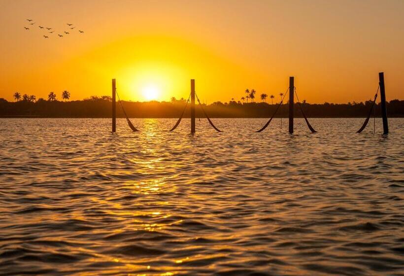 ペンション Pousada Flambaião