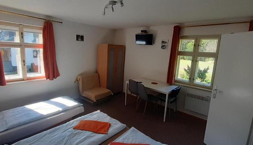 پانسیون Vila Martin