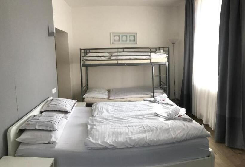 Rozmaryn Rooms & Apartments