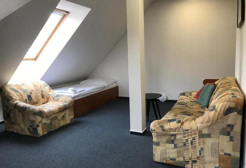 Rozmaryn Rooms & Apartments