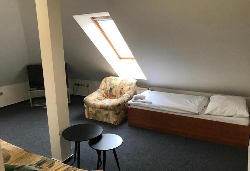 Rozmaryn Rooms & Apartments