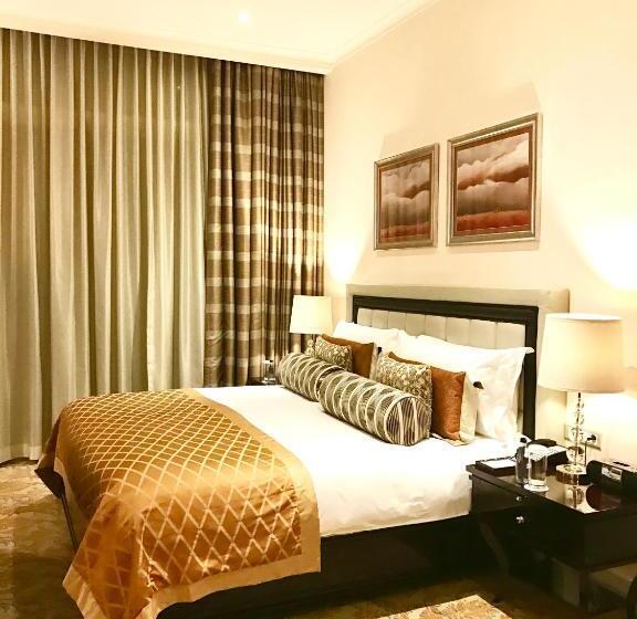 Taj Hotelapart, Taj Hotel Cape Town