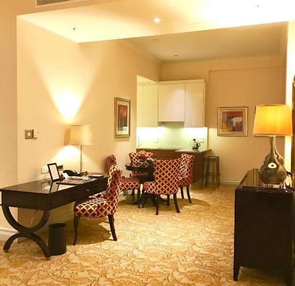 Taj Hotelapart, Taj Hotel Cape Town