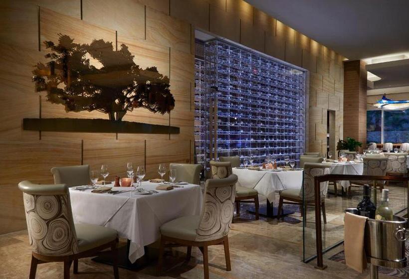 The Guitar Hotel At Seminole Hard Rock Hotel & Casino