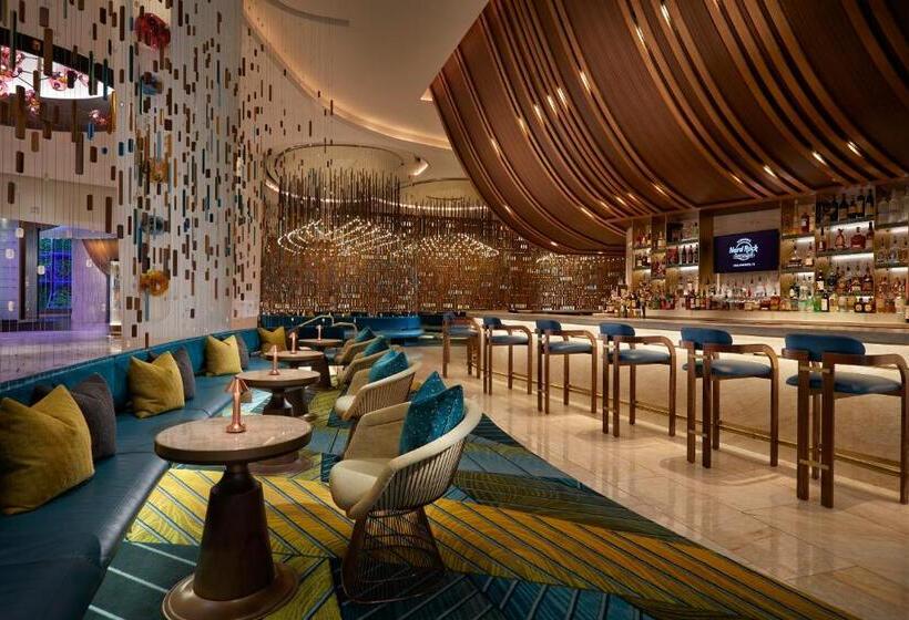 The Guitar Hotel At Seminole Hard Rock Hotel & Casino