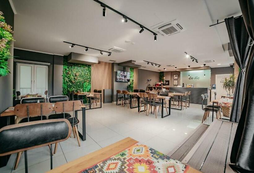 University Hotel Dorrah