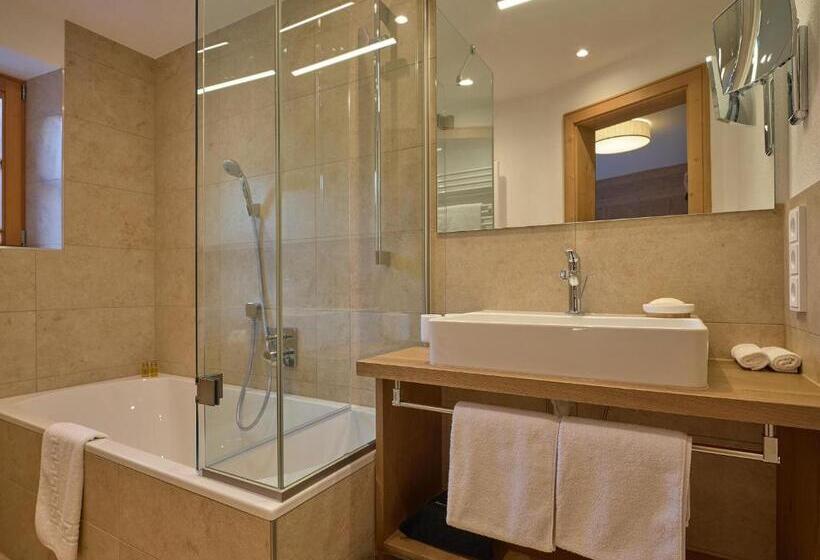 צימר Garni Albona