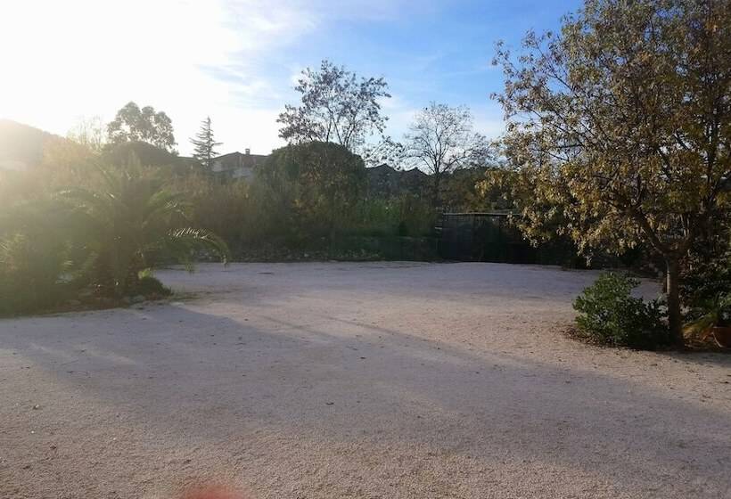 Bed and Breakfast Le Cellier De L Henriette