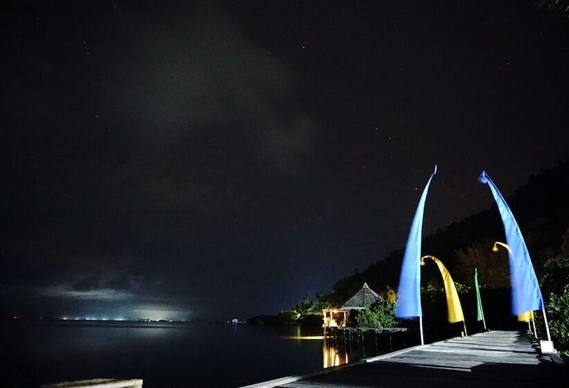 مبيت وإفطار Raja Ampat Dive Lodge