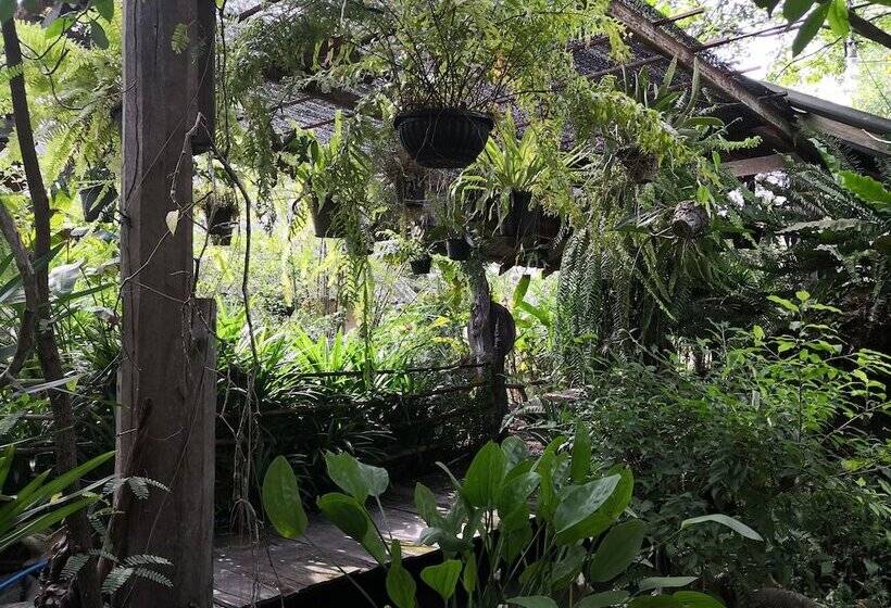 ホテル Baan Ingsuan