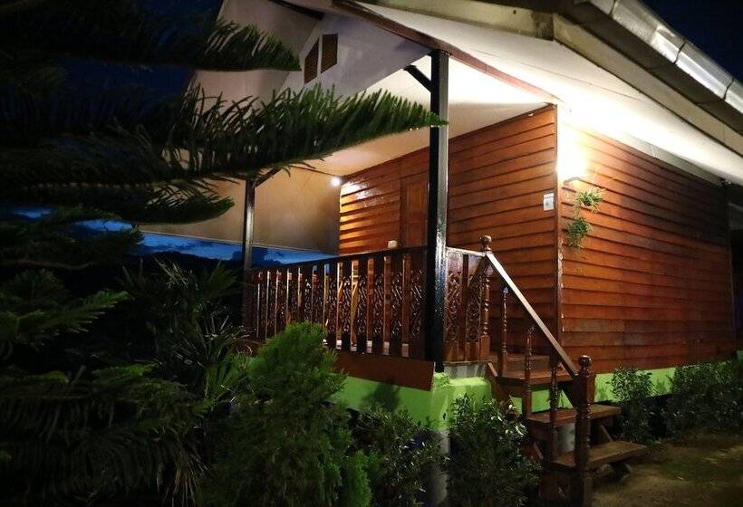 호텔 Baanchomdow Phutubberk