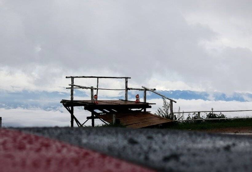 호텔 Baanchomdow Phutubberk