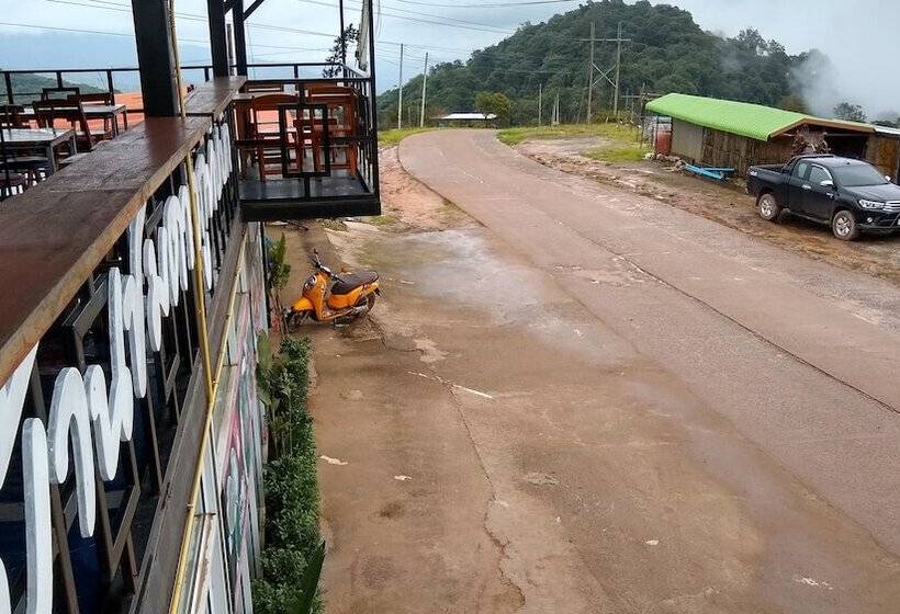 호텔 Baanchomdow Phutubberk