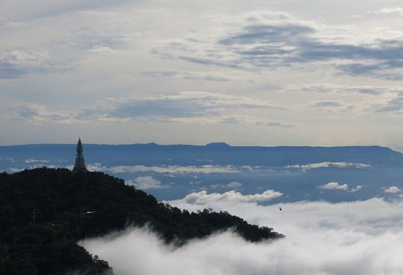 ホテル Baanchomdow Phutubberk