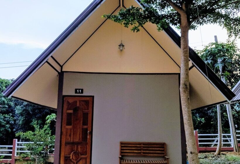 Отель Bansuanphuhong Resort