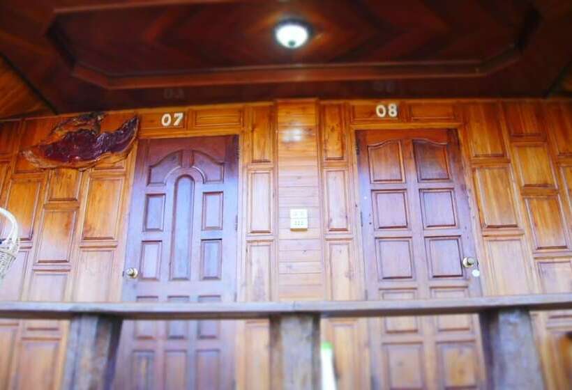 Отель Bansuanphuhong Resort